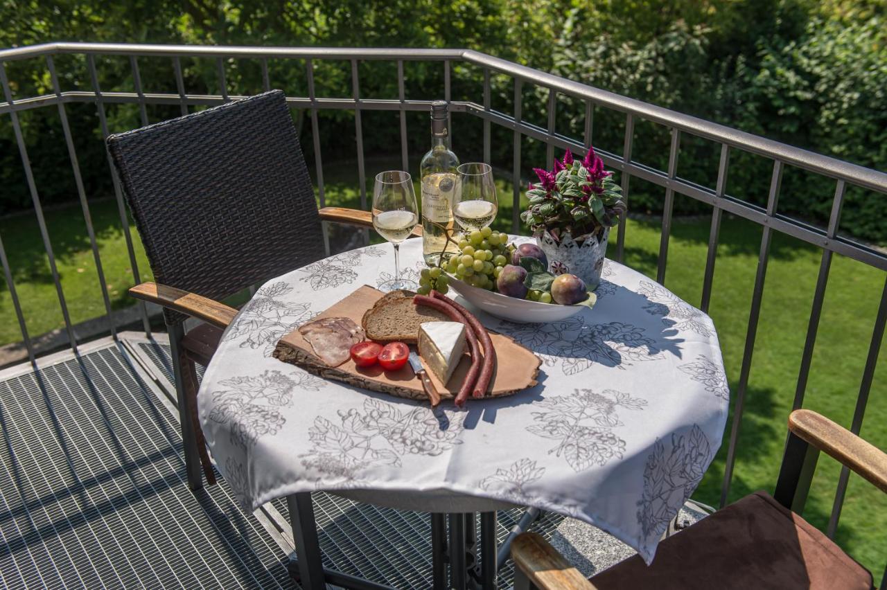 Ferienwohnung TonArt Sommerach Exterior foto